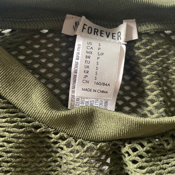 BNWOT FOREVER 21 KHAKI MESH CROP TANK - Size S - Picture 2 of 4
